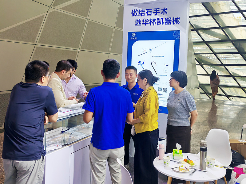 认真解答国外专家疑问